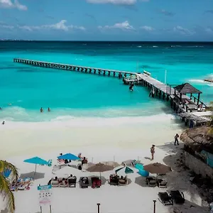 Hotel La Palma Beachfront Hotel&club Nautico ****