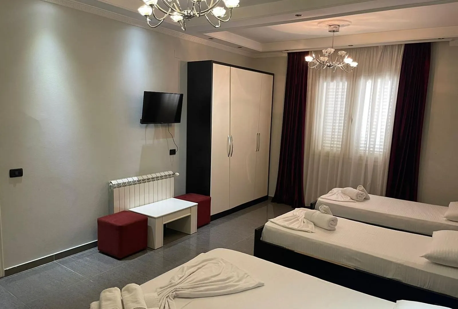 Hotel Erandi Rinas 3*,  Albania