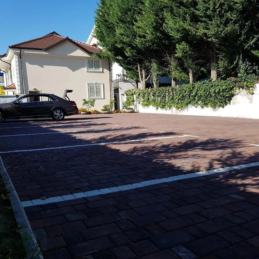 Hotel Erandi Rinas